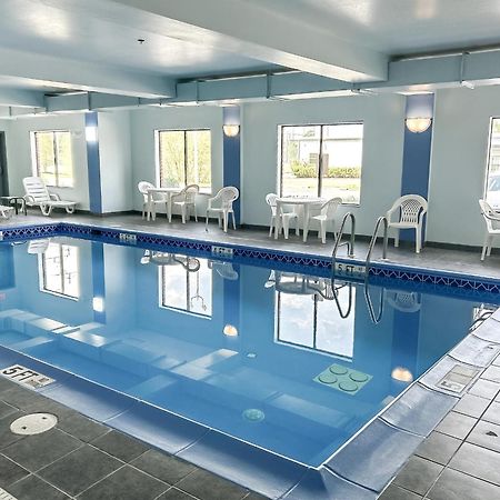 Comfort Inn & Suites Cambridge Eksteriør billede