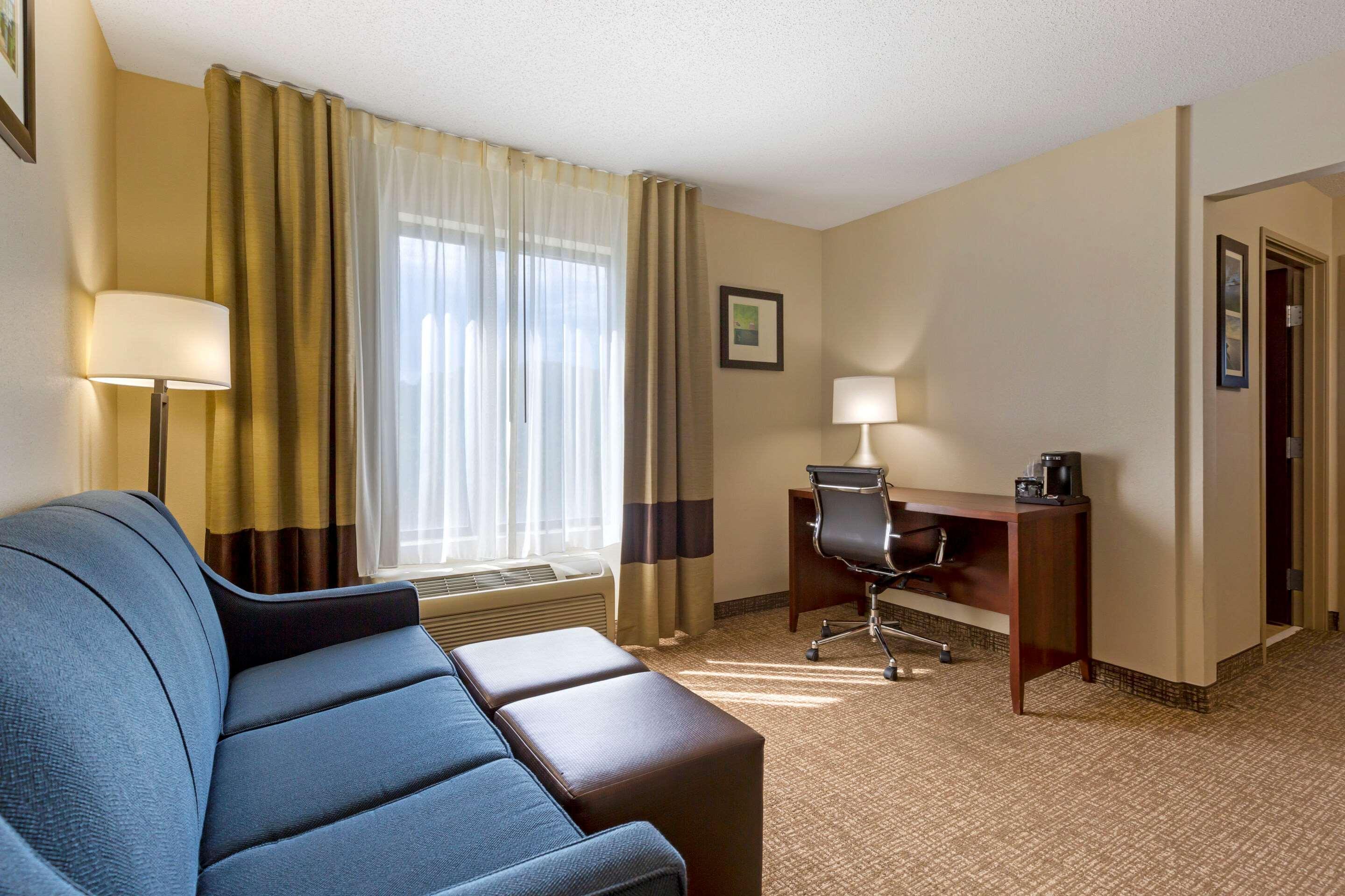 Comfort Inn & Suites Cambridge Eksteriør billede