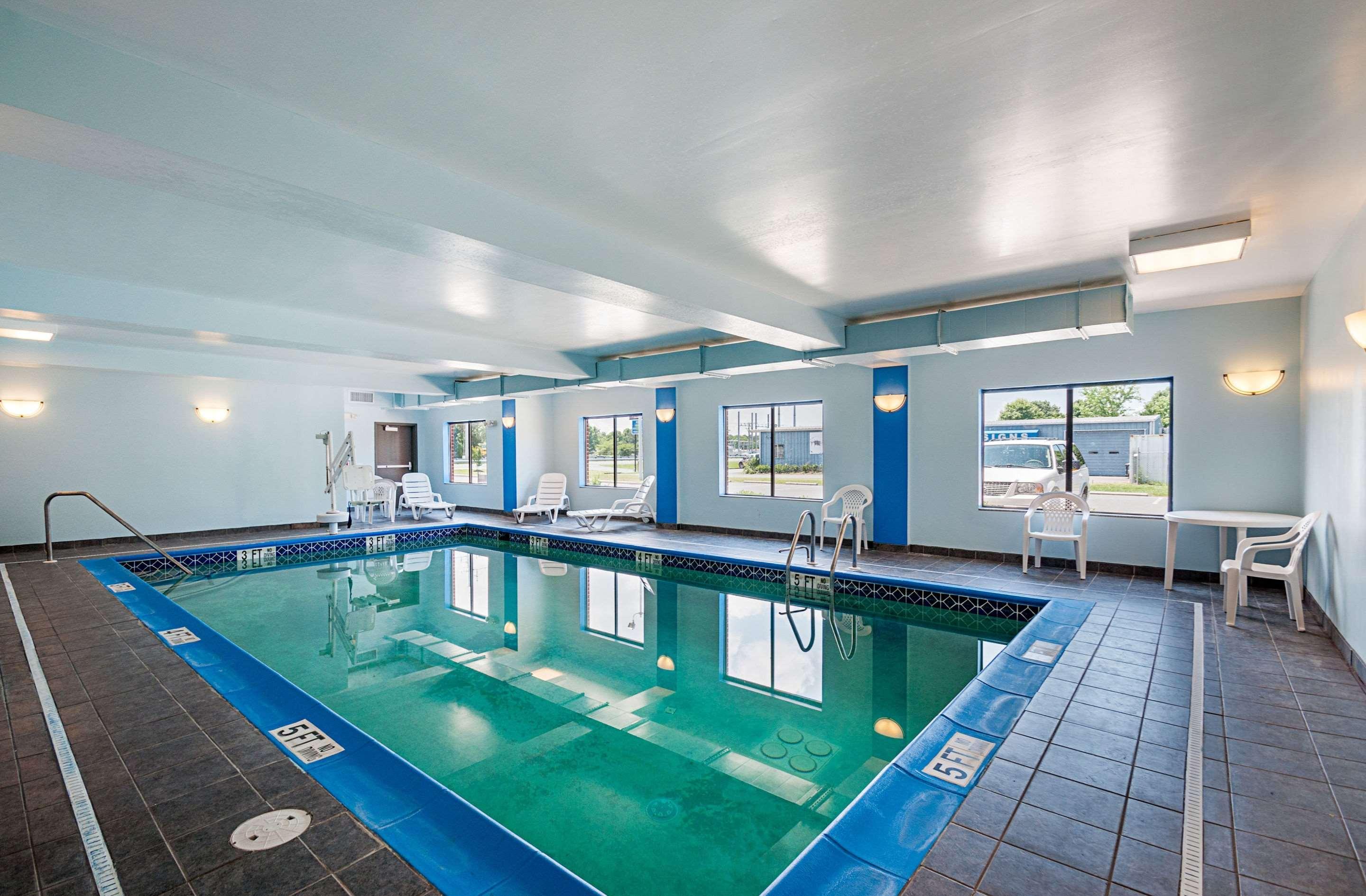 Comfort Inn & Suites Cambridge Eksteriør billede