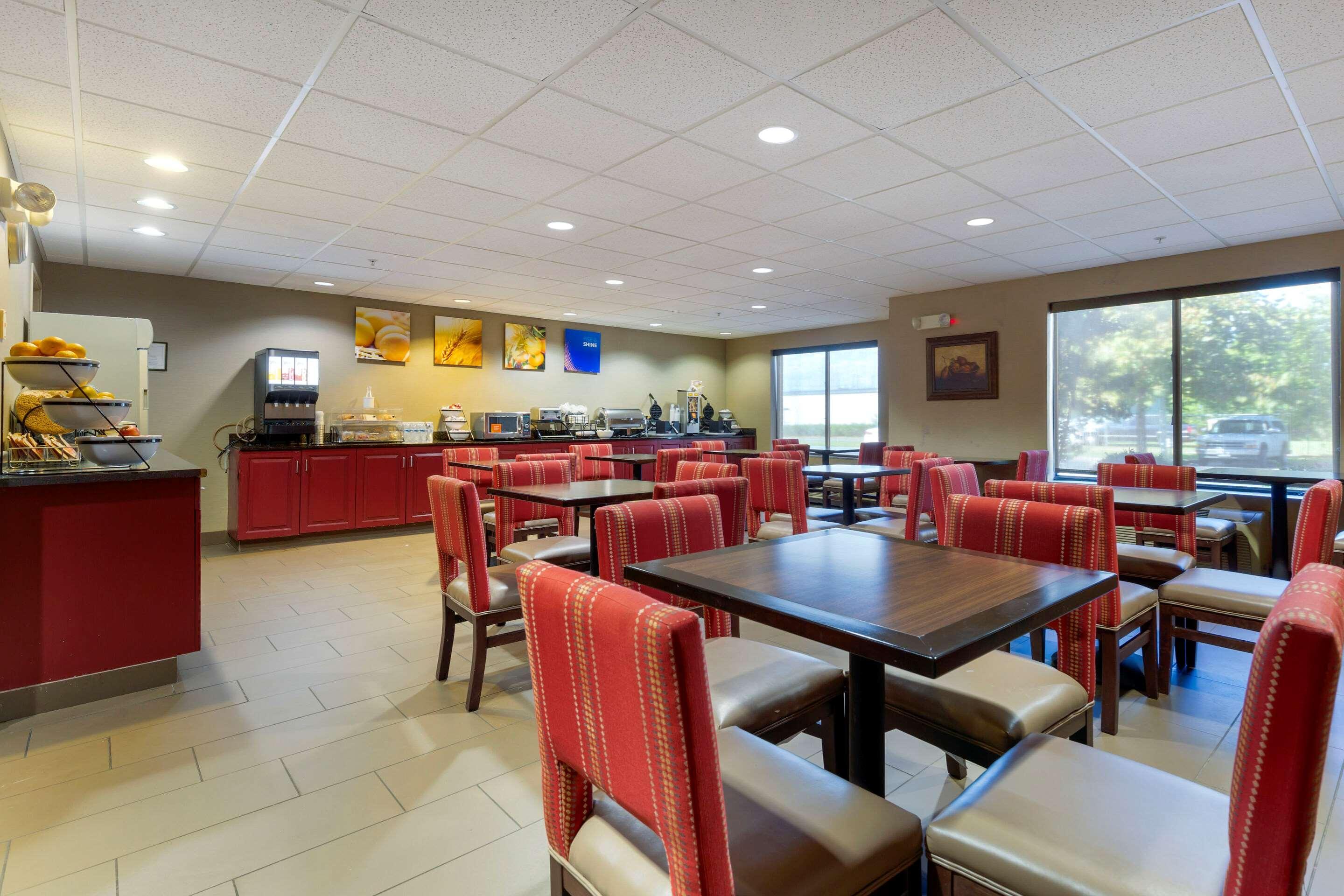 Comfort Inn & Suites Cambridge Eksteriør billede