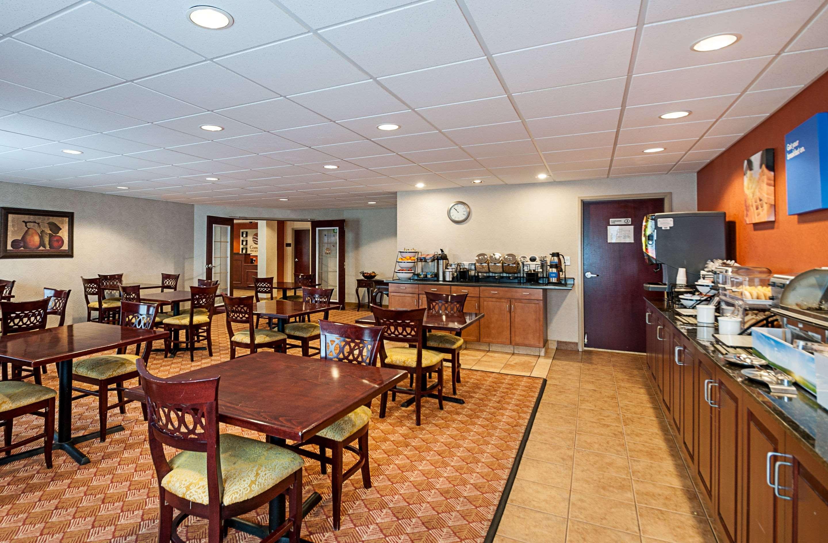 Comfort Inn & Suites Cambridge Eksteriør billede