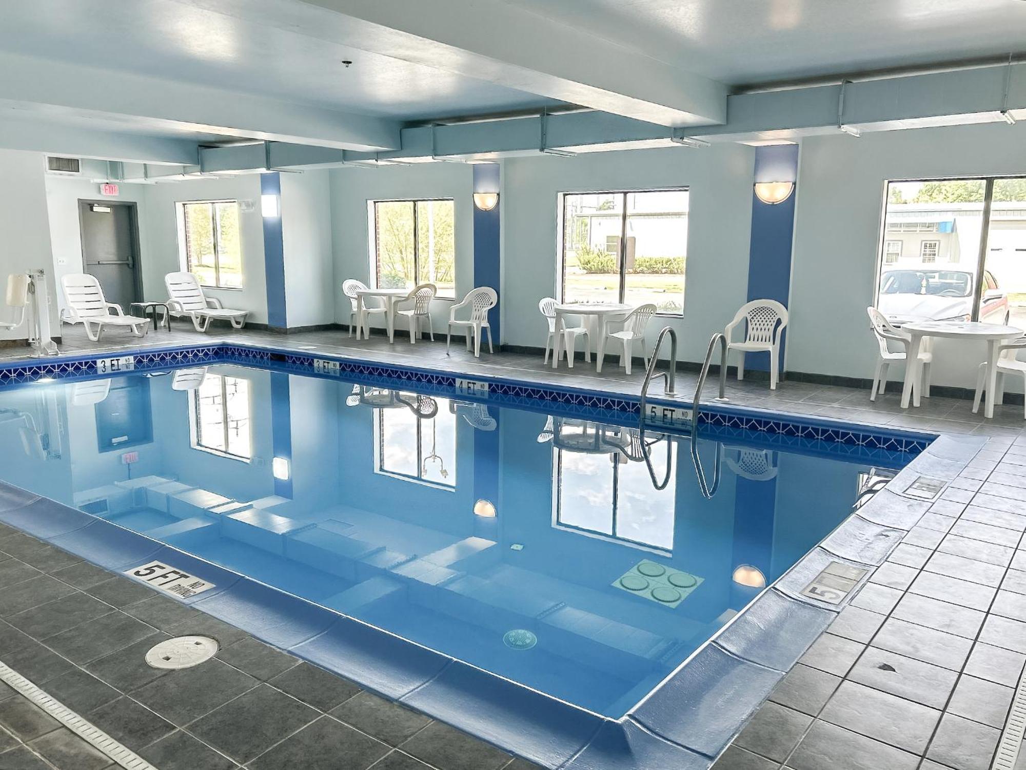 Comfort Inn & Suites Cambridge Eksteriør billede